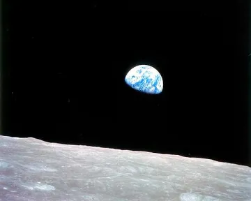 Earth rise