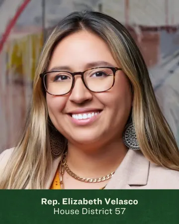 Headshot of Elizabeth Velasco 