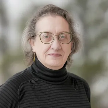 Headshot of Margaret Lillard