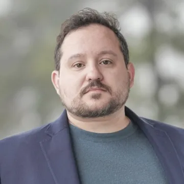 Headshot of Michal Brzezicki