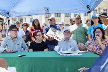 Press Conference Image