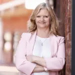 Lisa Field