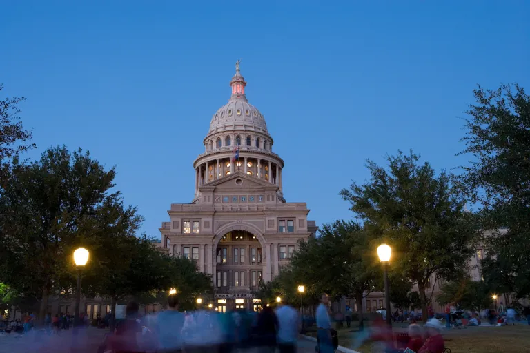 texas capitol at night