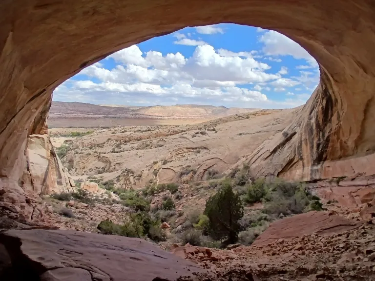 painted hands cave