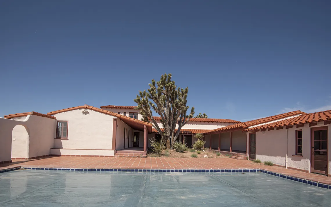 Color Box Ranch Walking Box Ranch, Former Hollywood Celebrities' Home, Gets a Makeover ...