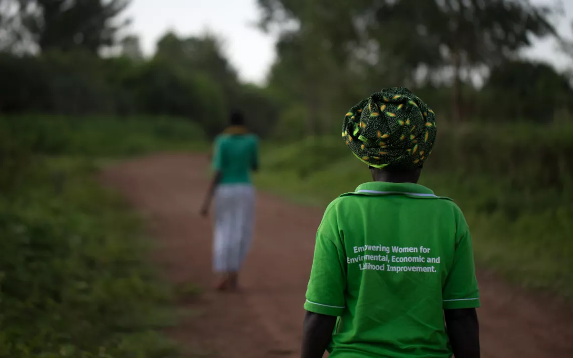 A member of the Osukuru United Women Network