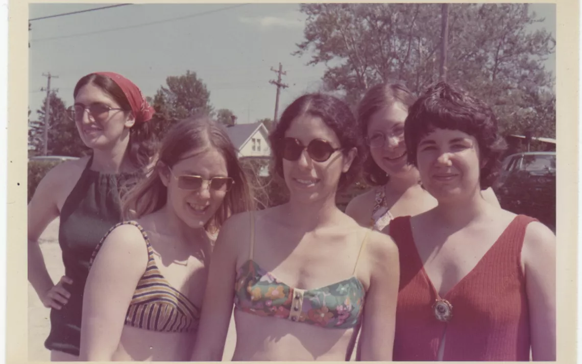Four of the Janes (Martha Scott, Jeanne Galatzer-Levy, Abby Pariser, Sheila Smith, and Madeline Schwenk) in 1972.