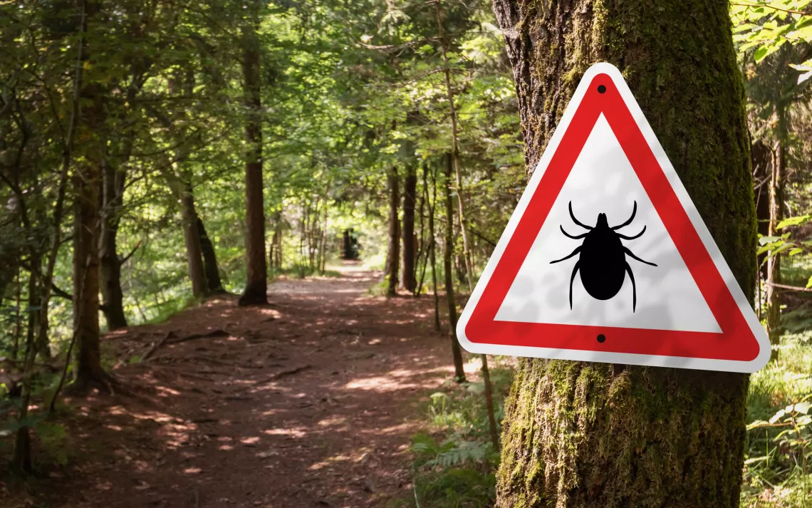 tick warning sign