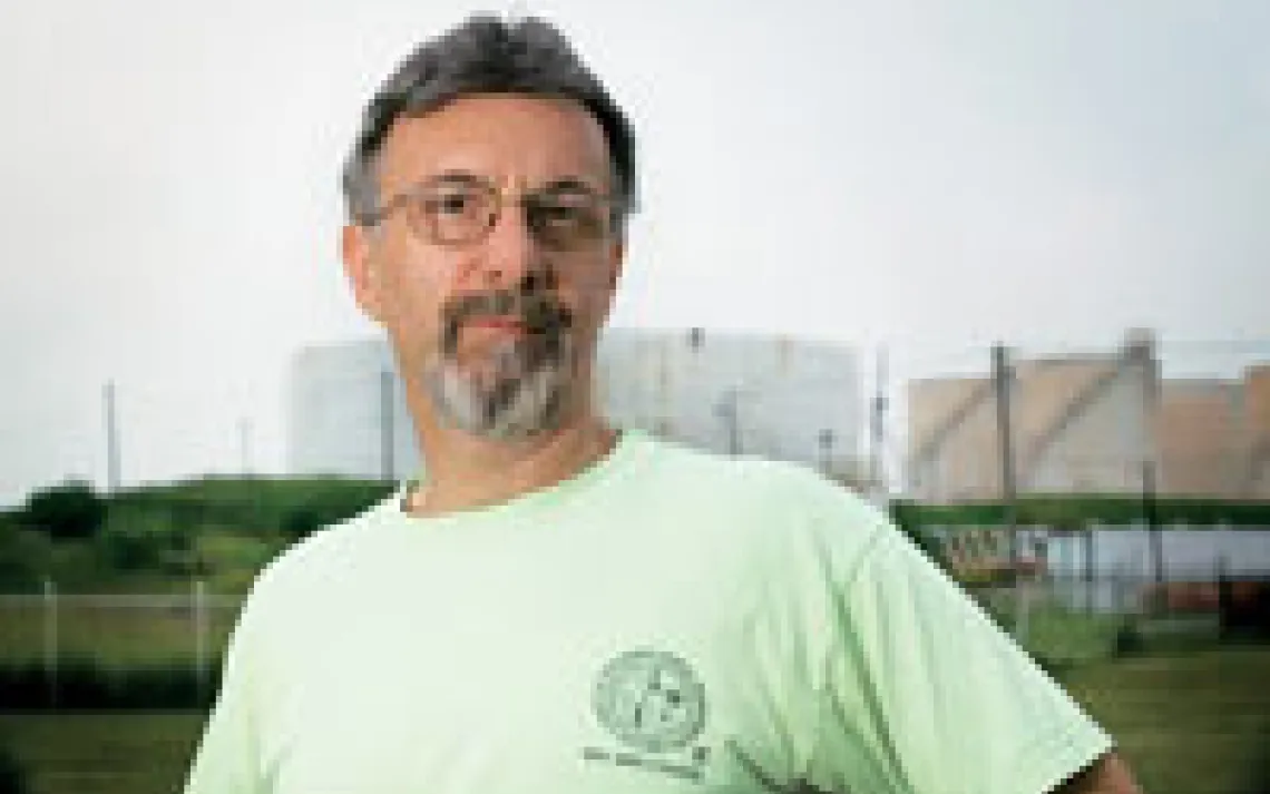 John D. Kimmerle Kenmore, New York 26-year DuPont employee and shareholder activist, age 54