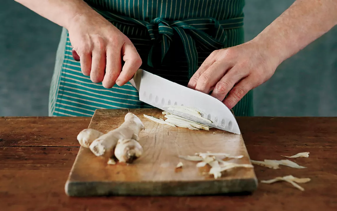 An East Coast vegan delivery service, The Purple Carrot provides enough ingredients to make dinner for four.