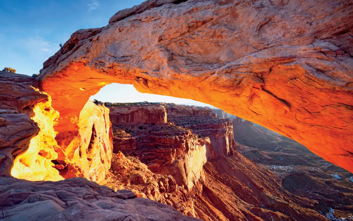 Mesa Arch at sunrise, Island in the Sky, Canyonlands National Park