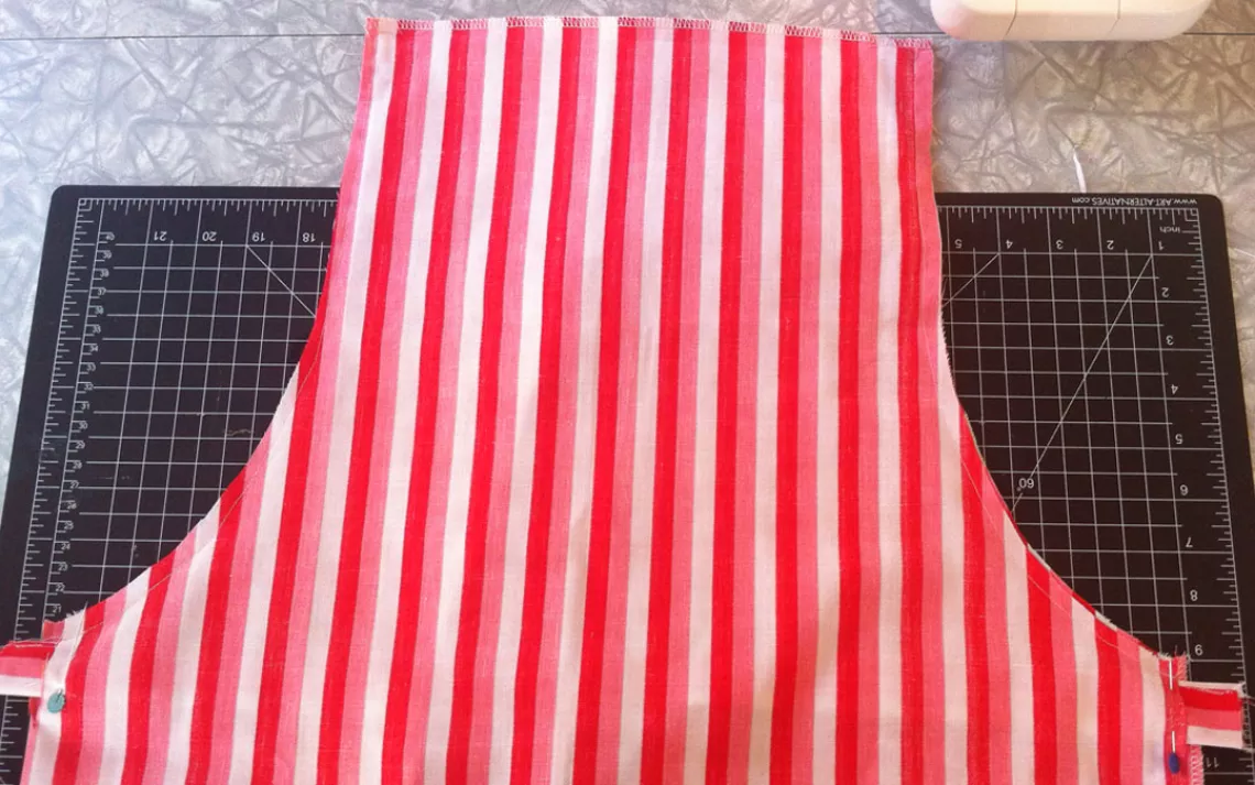 Pillowcase to Apron