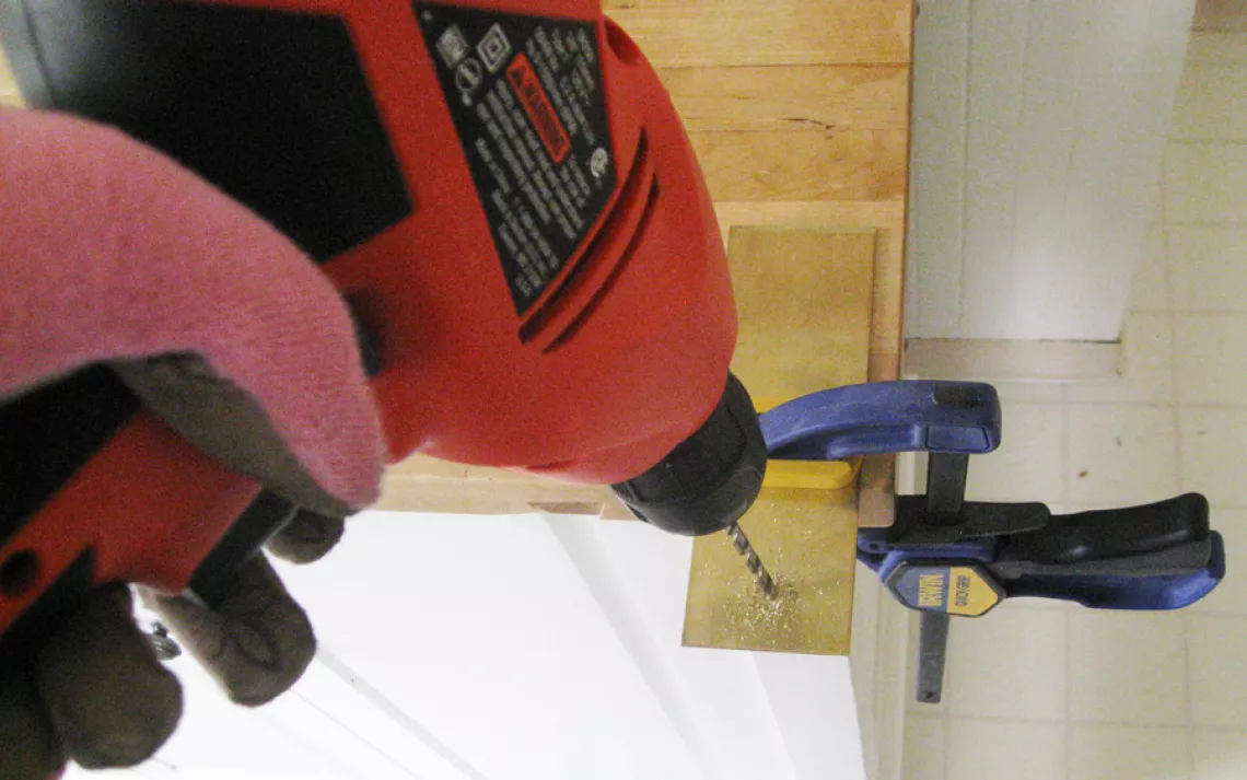 Repurpose Telephone Bookend Step 2