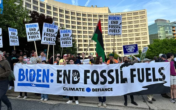 Photo by Deja Curtis