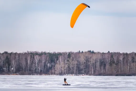 snow kite