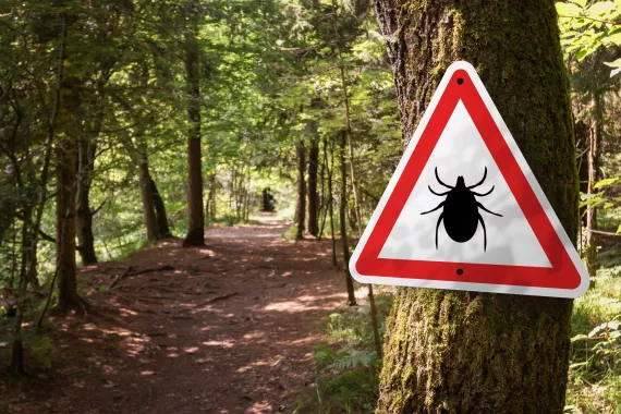 tick warning sign
