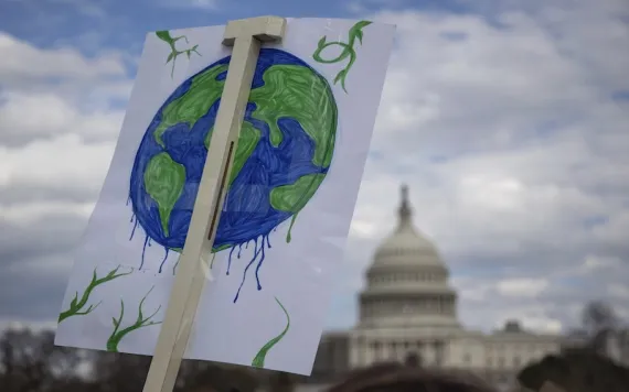 Photo by Bryan Olin Dozier/NurPhoto/AP Images