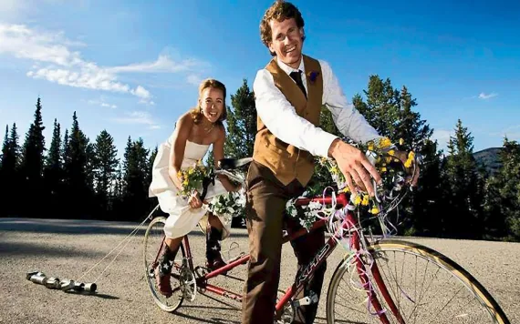 Sierra contributor Molly Loomis and husband Andy Tyson.
