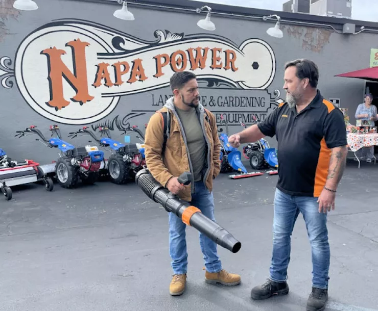 Leaf blowers in napa