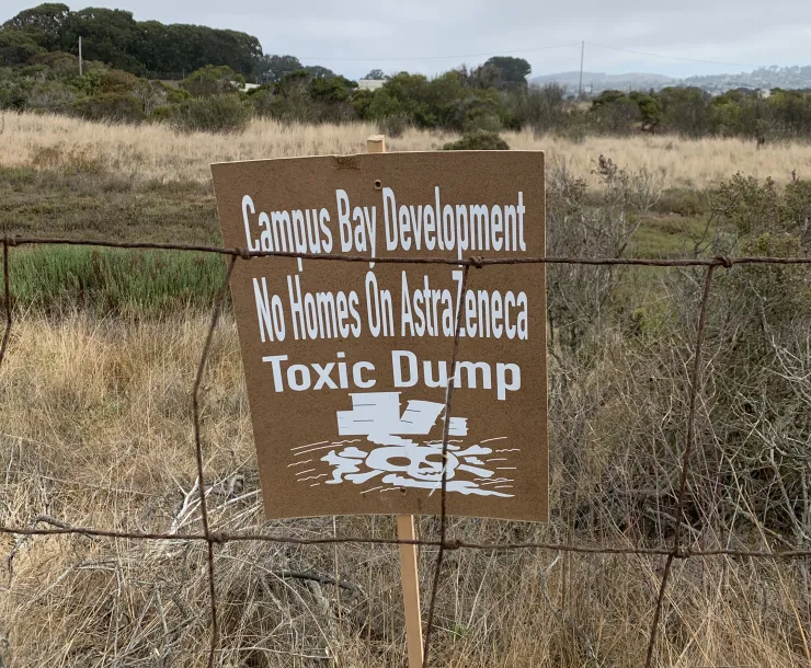No homes on AstraZeneca TOXIC DUMP sign