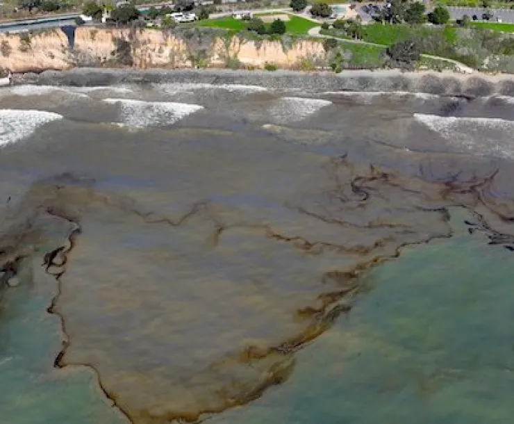 Oil sheen off Summerland Beach Jan 2023, photo courtesy of Harry Rabin of Heal the Ocean