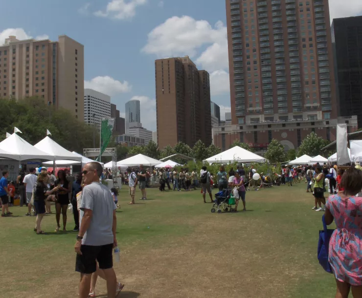 Earth Day Discovery Green