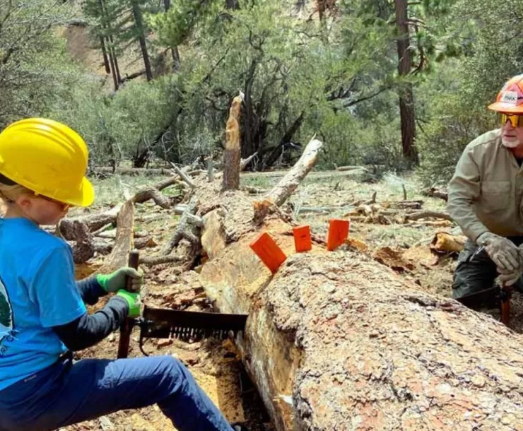 Tribute to Trail Workers