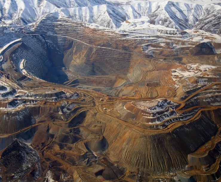 Bingham Canyon Copper Mine, Utah. Photo by Doc Searls. This file is licensed under the Creative Commons Attribution 2.0 Generic license.