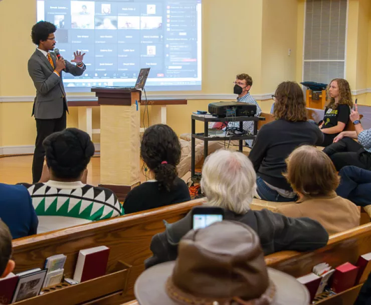 Representative Justin Pearson speaks to a crowd 