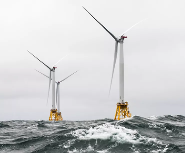 Wind Turbines in rough seas