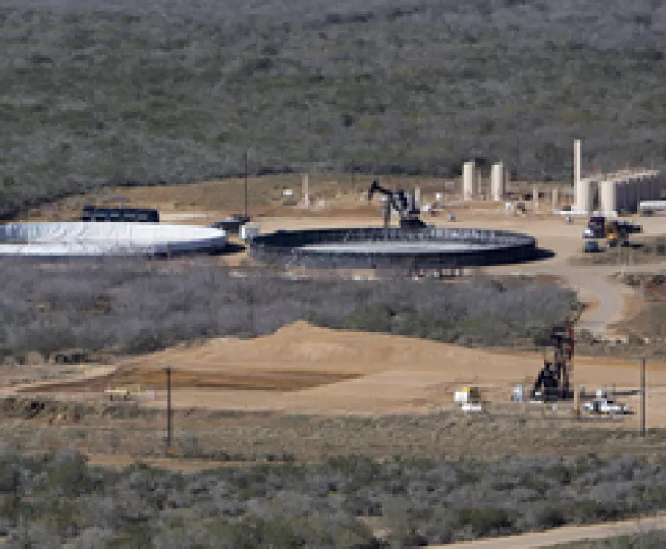 Oil well, Cotulla, TX