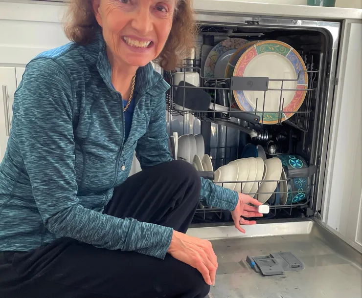 Deborah Williams dishwasher