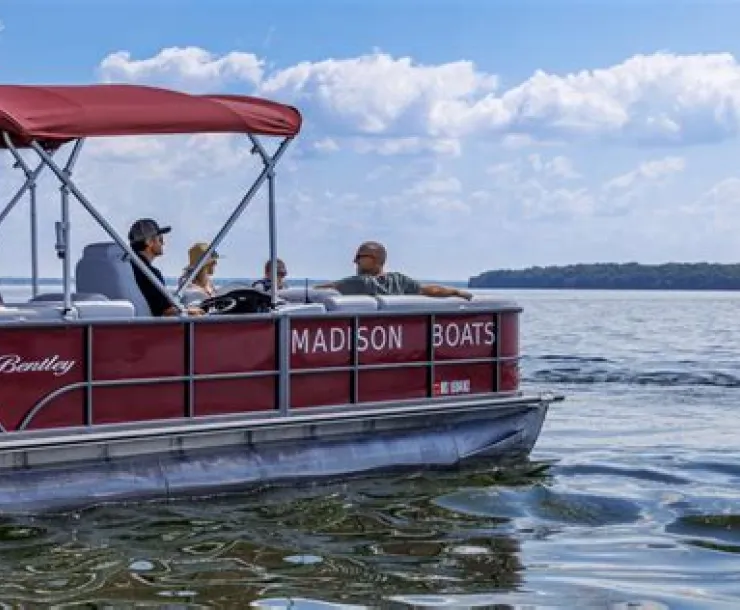 pontoon