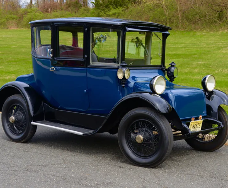 1914 Detroit Electric Car