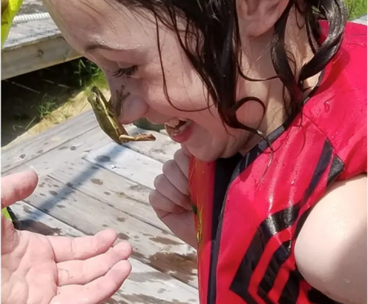 girl-frog.jpg