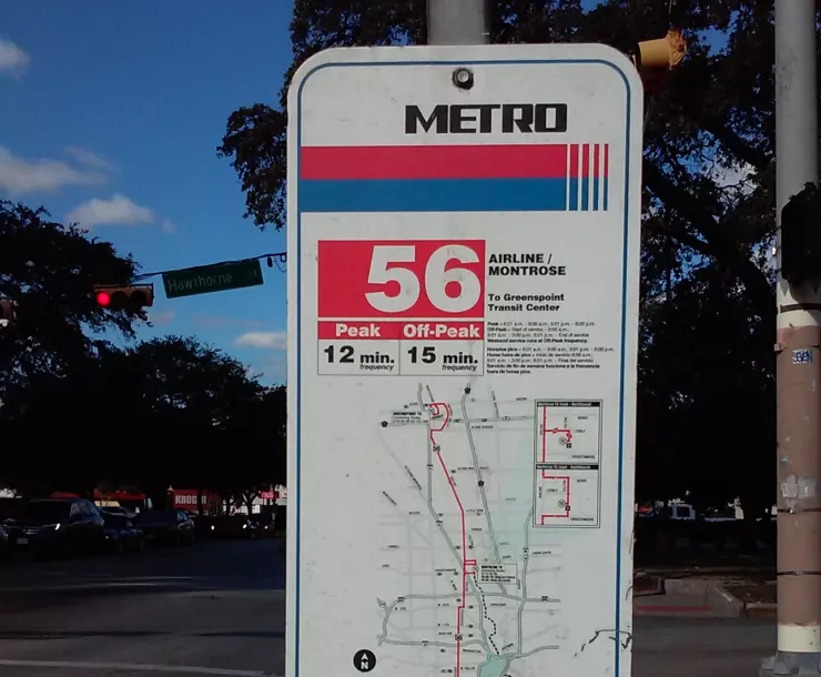 Bus sign  cropped horizontal 0108201429c.jpg