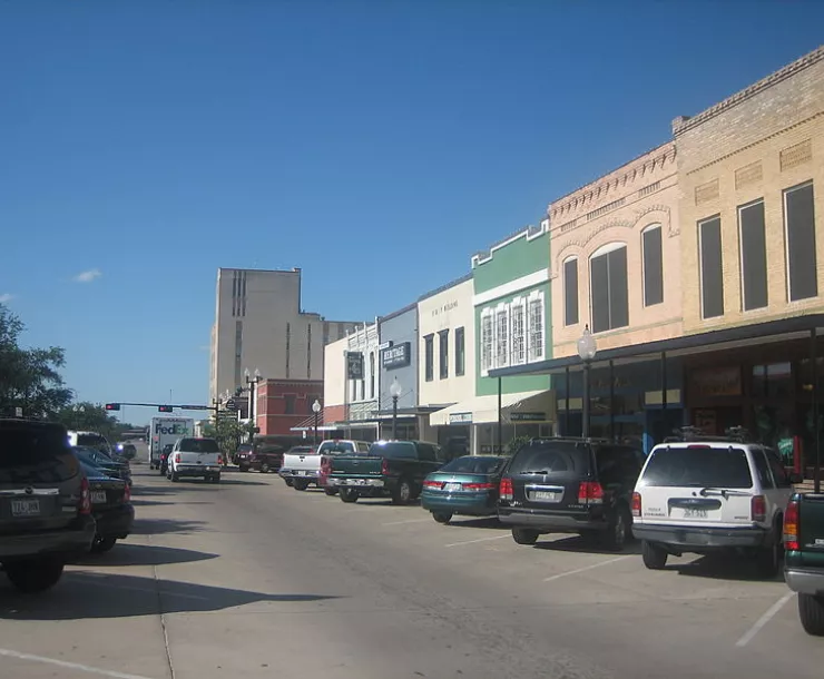 CHP-TX-1900-DowntownBryanTX-BillyHathorn.JPG
