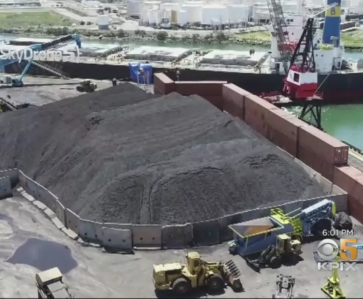 CHP_0100_richmond coal pile.jpg