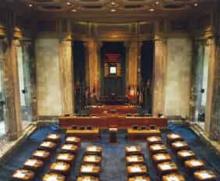 LA State Capitol Interior.png