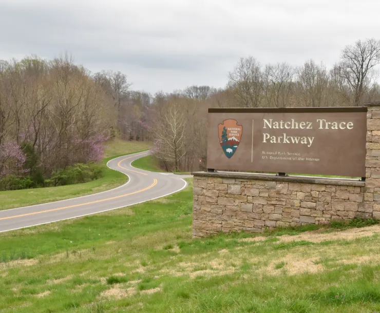 Natchez Trace Parkway.jpg
