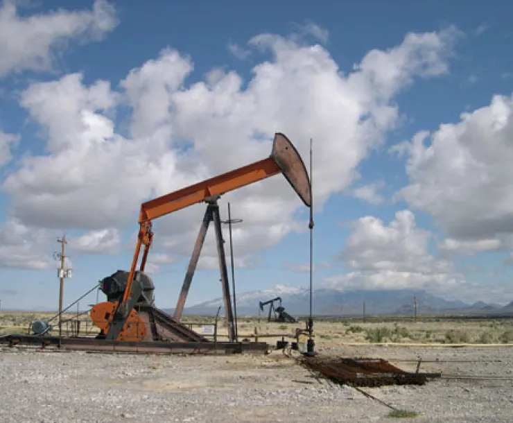 Oil.jpg