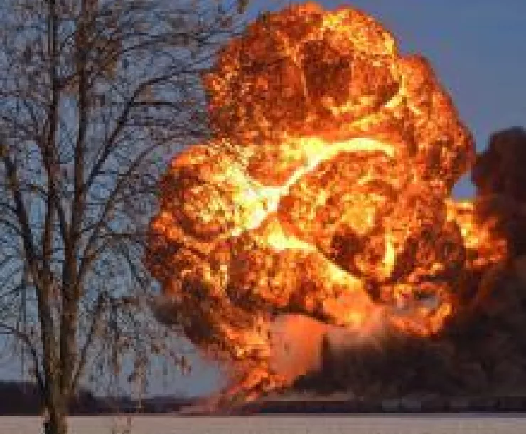 OilTrainExplosion_NorthDakota_OccupyRiverwest_full.jpg