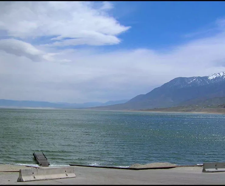 Walker Lake in spring 2005 - 2005-04-07.jpg
