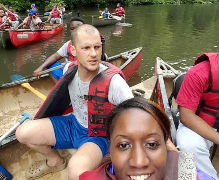 canoe.jpg