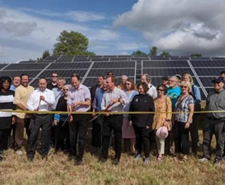 community-solar-neighborhood-sun.png