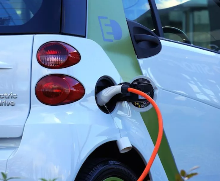electric-car-1458836_1920.jpg