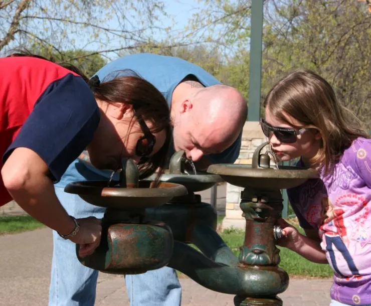 family drinking fountain.JPG
