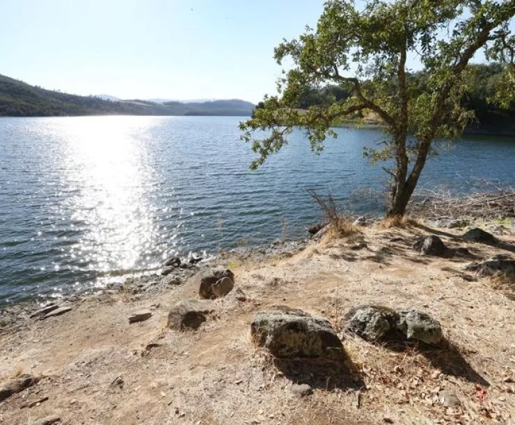lake hennesy.jpg