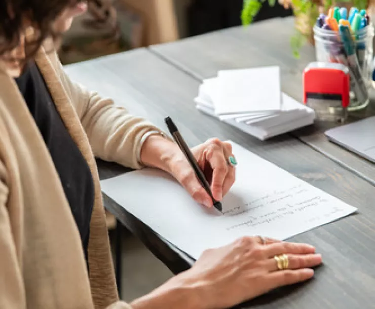 letter writing democracy volunteers-Sara Reeves, The Luupe-2021-attribution required.jpg