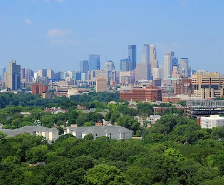 minneapolisSkyline.jpg